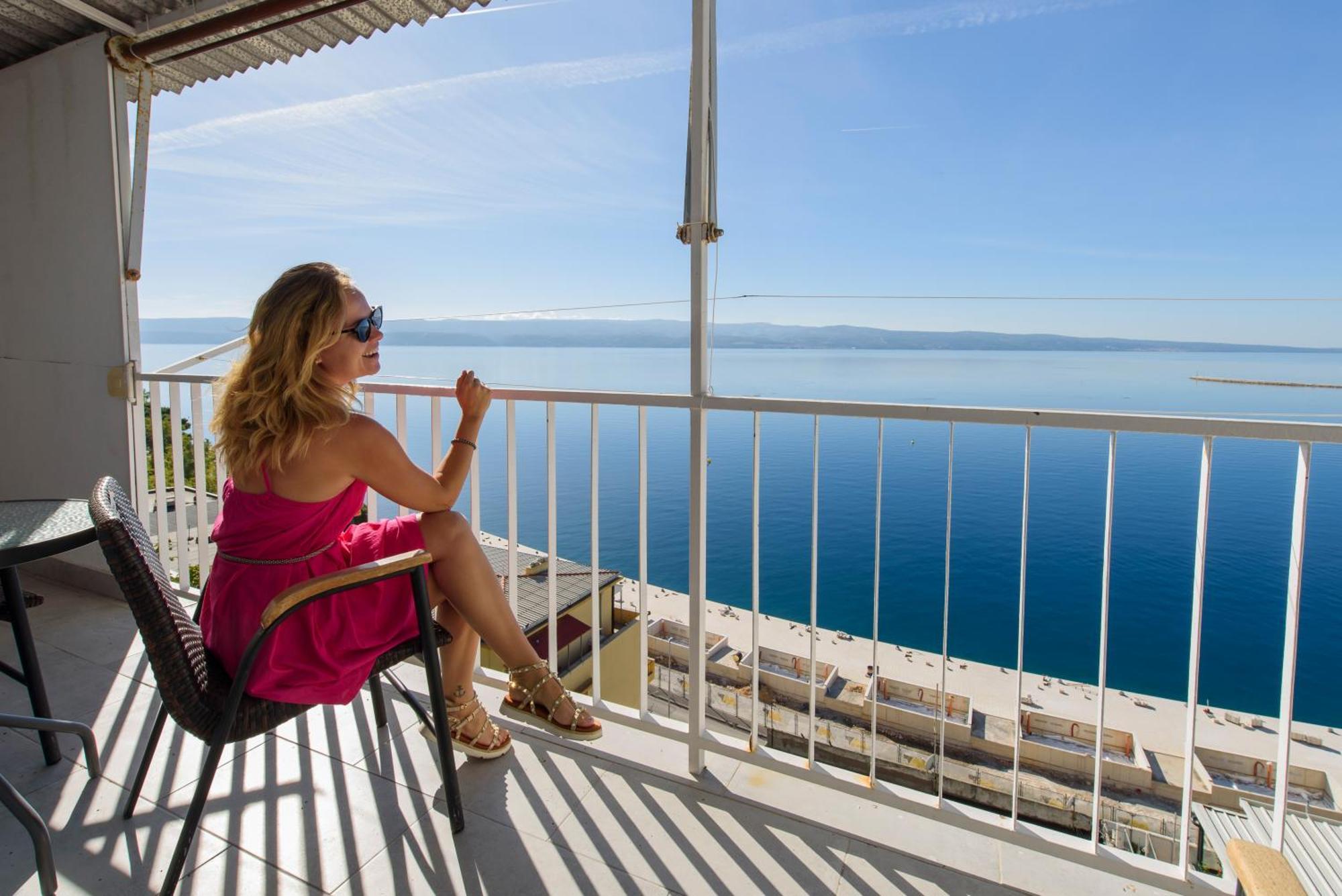 Sunny Apartment Omis Exterior photo